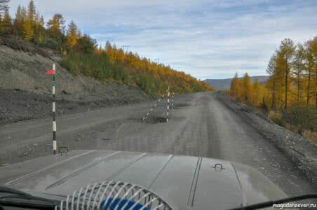 Тенькинская трасса, ямы